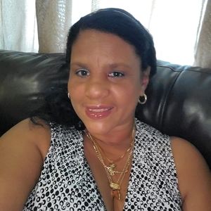 Meet your Posher, Ana rosa